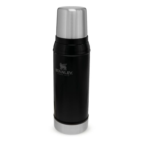 Fekete termosz bögrével 750 ml – Stanley