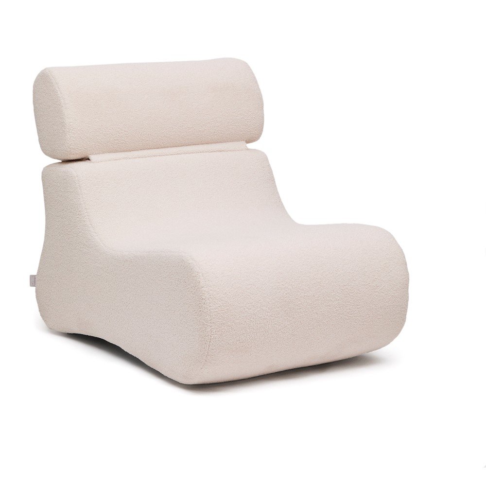 Elefántcsont színű buklé fotel Club – Kave Home