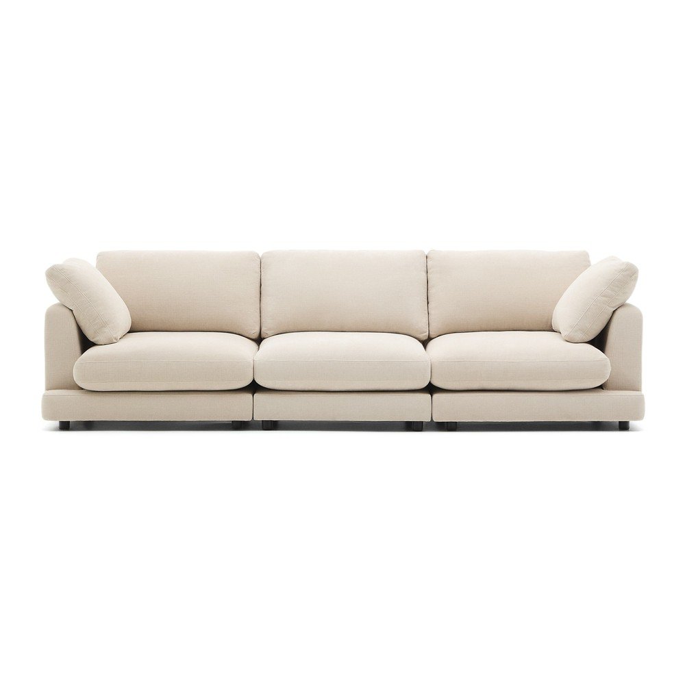 Bézs zsenília kanapé 300 cm Gala – Kave Home