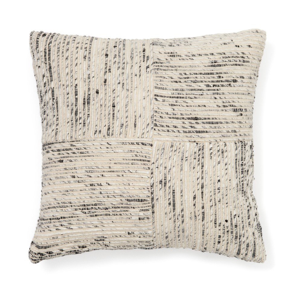 Jacquard párnahuzat 45x45 cm Anuba – Kave Home